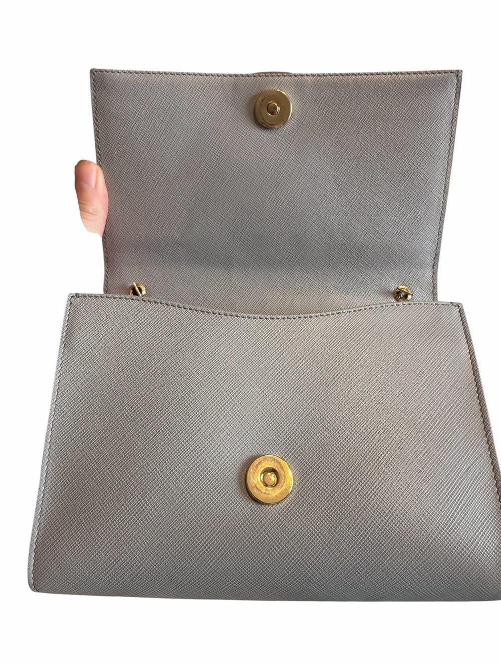 Salvatore Ferragamo Light Gray Vara Bow Chain Crossbody Bag - Picture 4 of 9